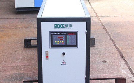 怎么解決螺桿式冷水機斷水故障？